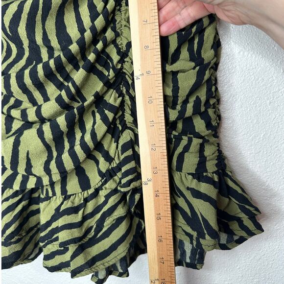 ZARA Green Zebra Print Ruched Mini Skirt XS Ruffle Hem Back Zip - Picture 14 of 15